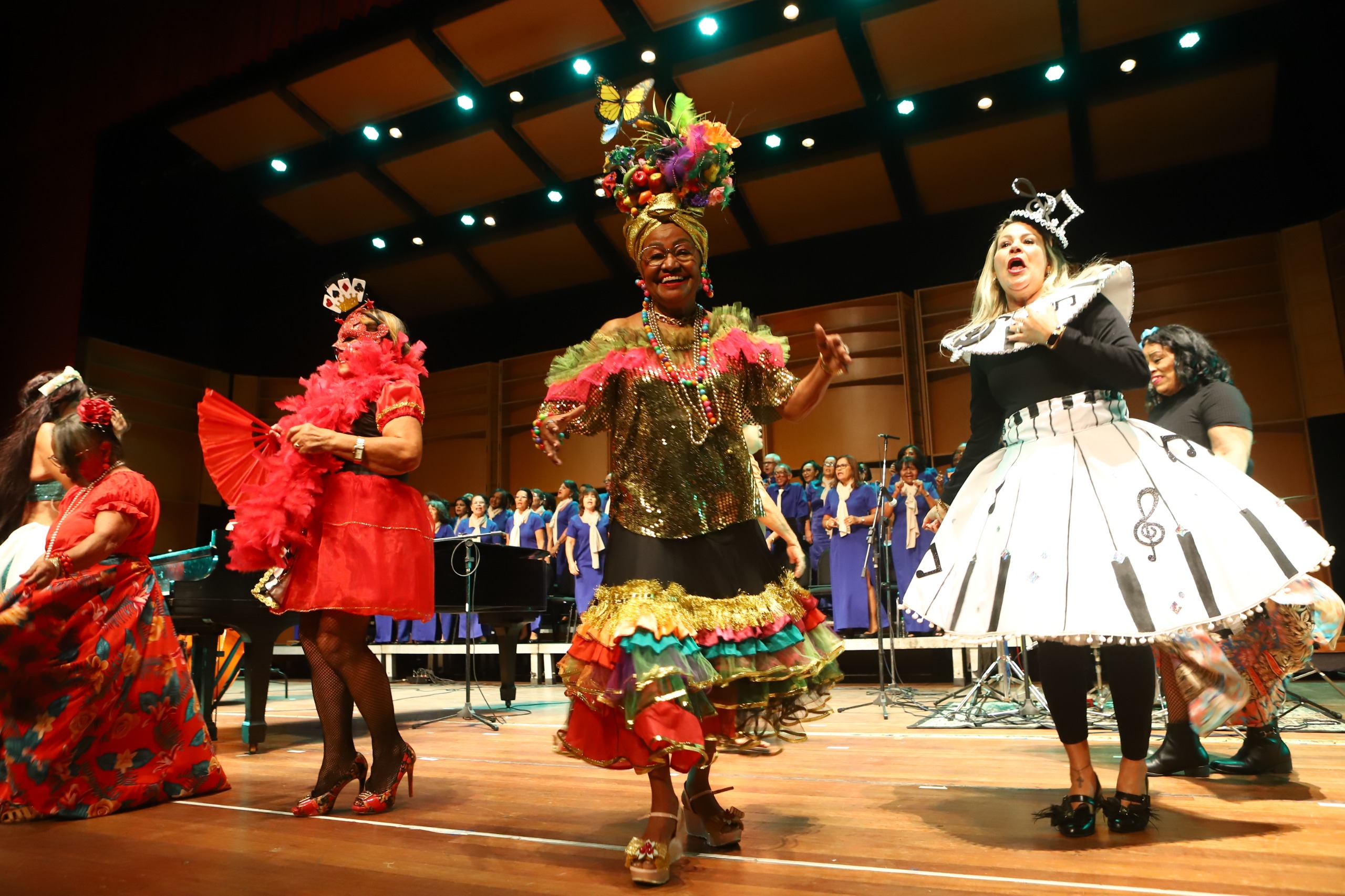 Dia Nacional do Aposentado celebra histórias de dedicação e cuidado